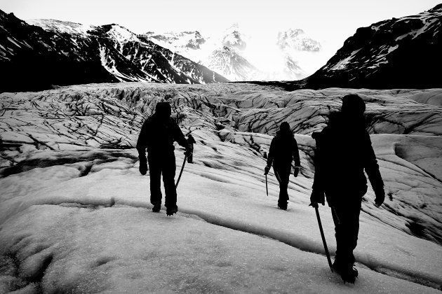 Wandelen op een Gletsjer in IJsland