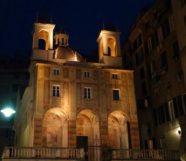 De kerk van San Pietro in Banchi 