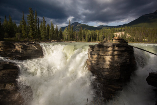 Thunderstorm @ Athabasca Falls