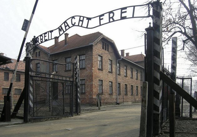 Intro foto Auschwitz