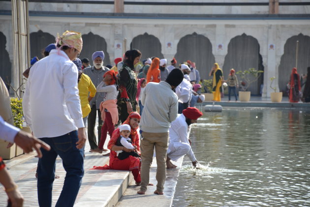 Ben je in New Delhi, bezoek de Sikh tempel